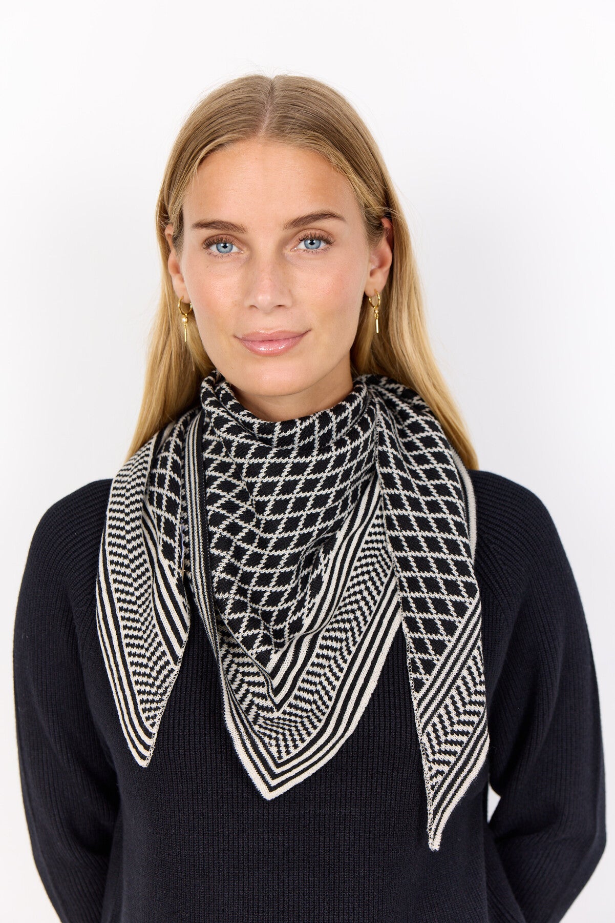 SC-BUKET 13 Schal Schwarz