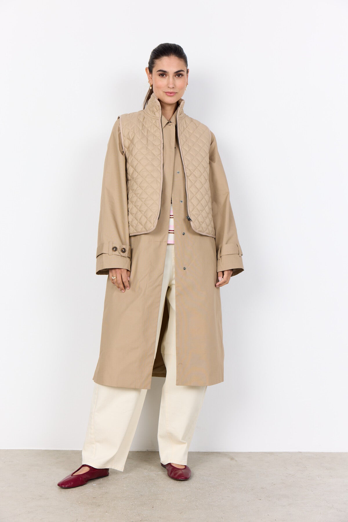 SC-BENETE 1 Weste Dunkler Sand