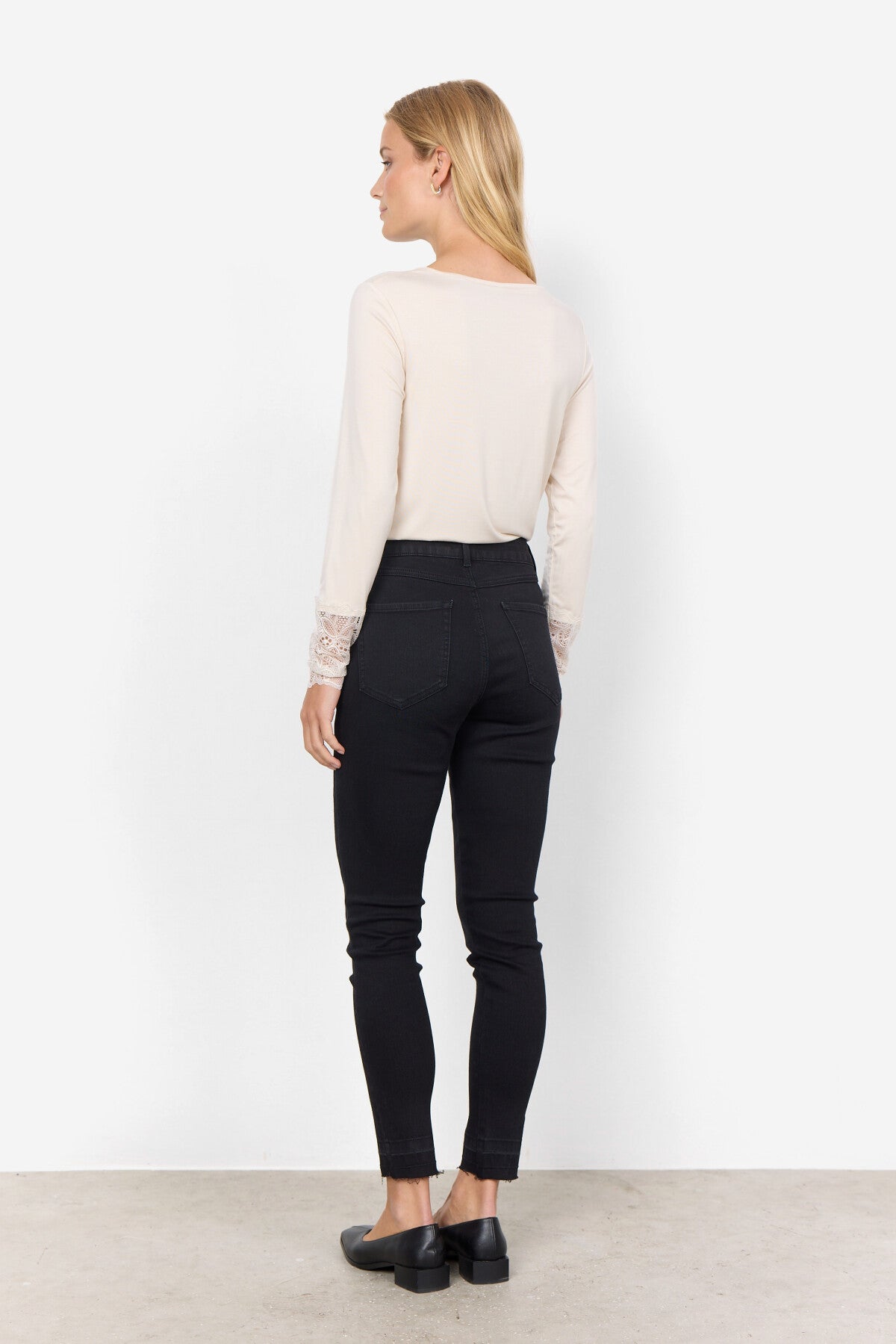 SC-MARICA 226 T-shirt Creme