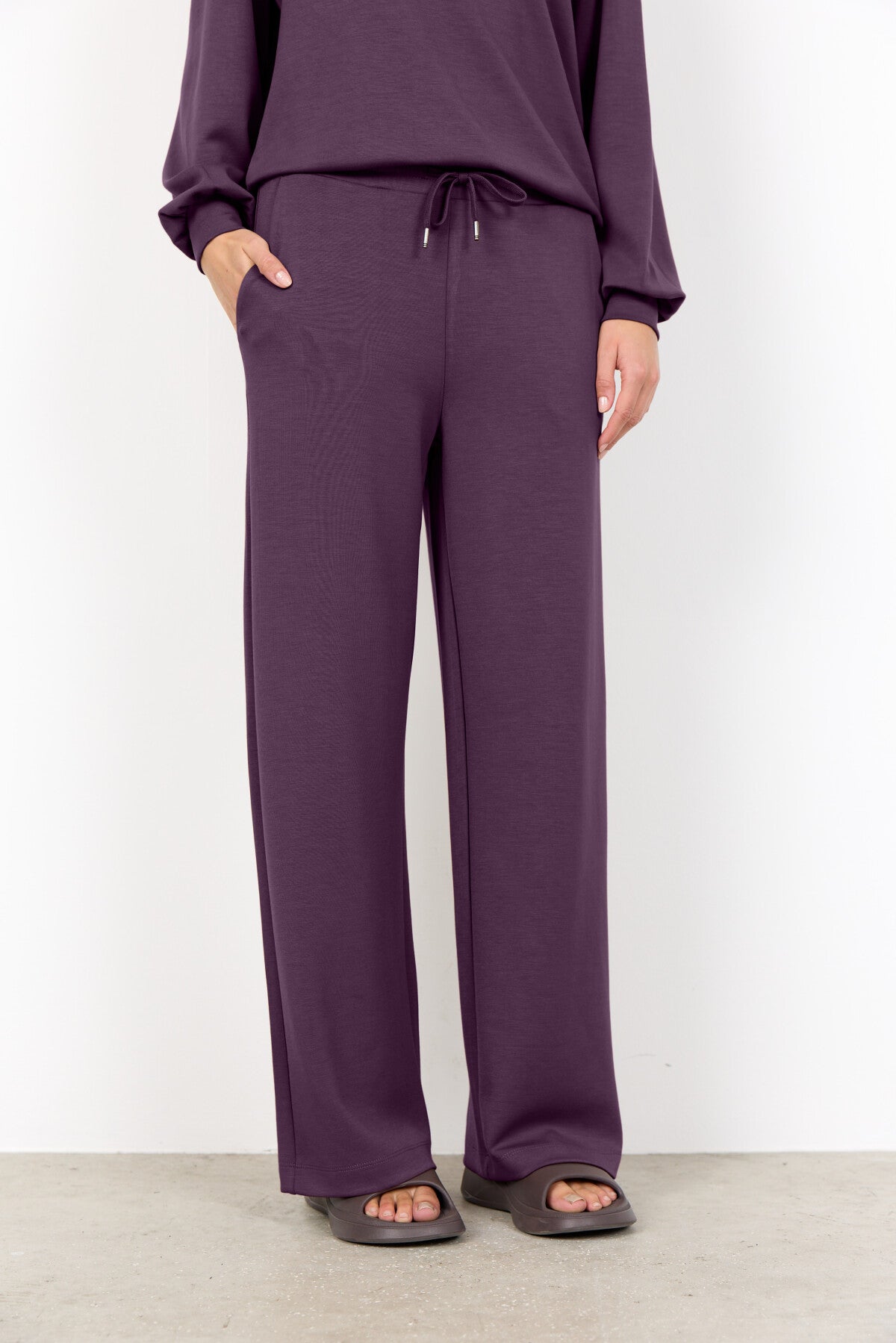 SC-BANU 116 Hose Violett