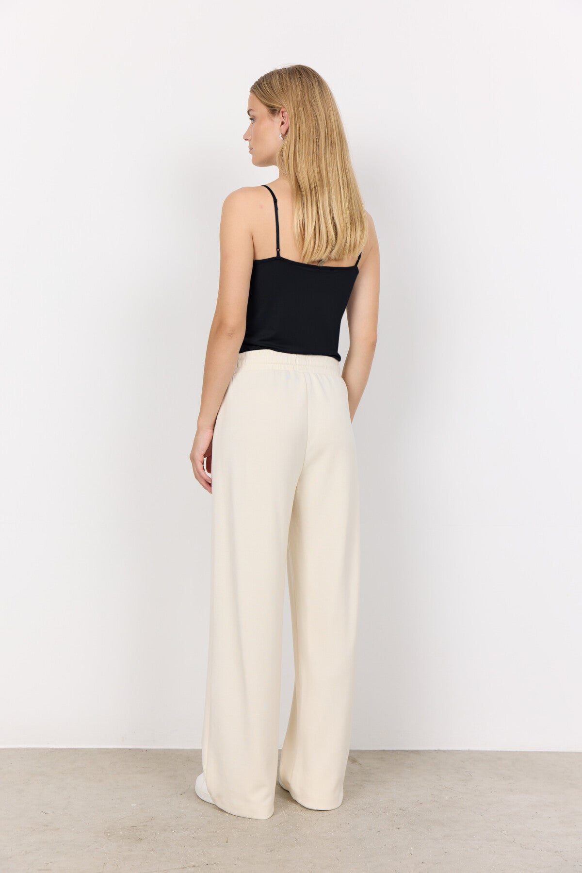 SC-BANU 116 Hose Creme