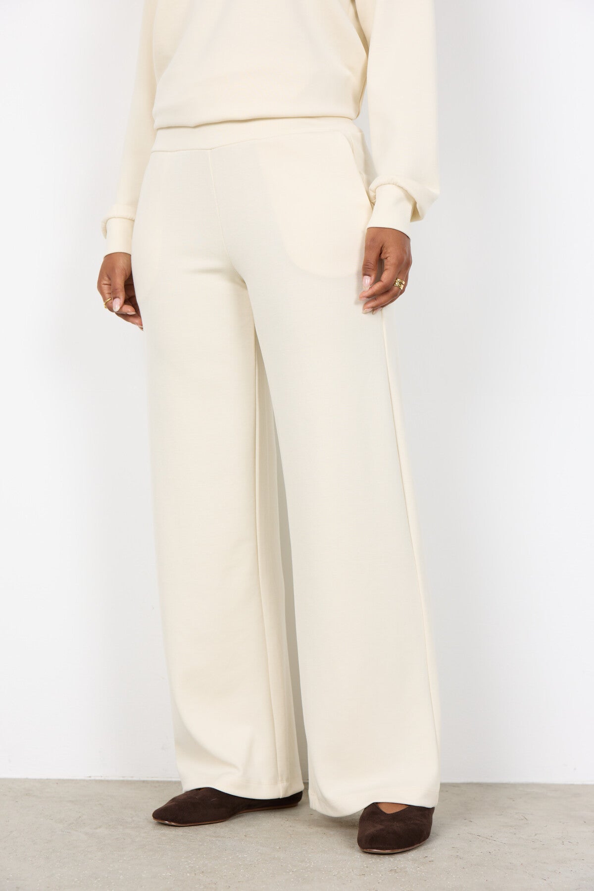 SC-BANU 279 Hose Creme