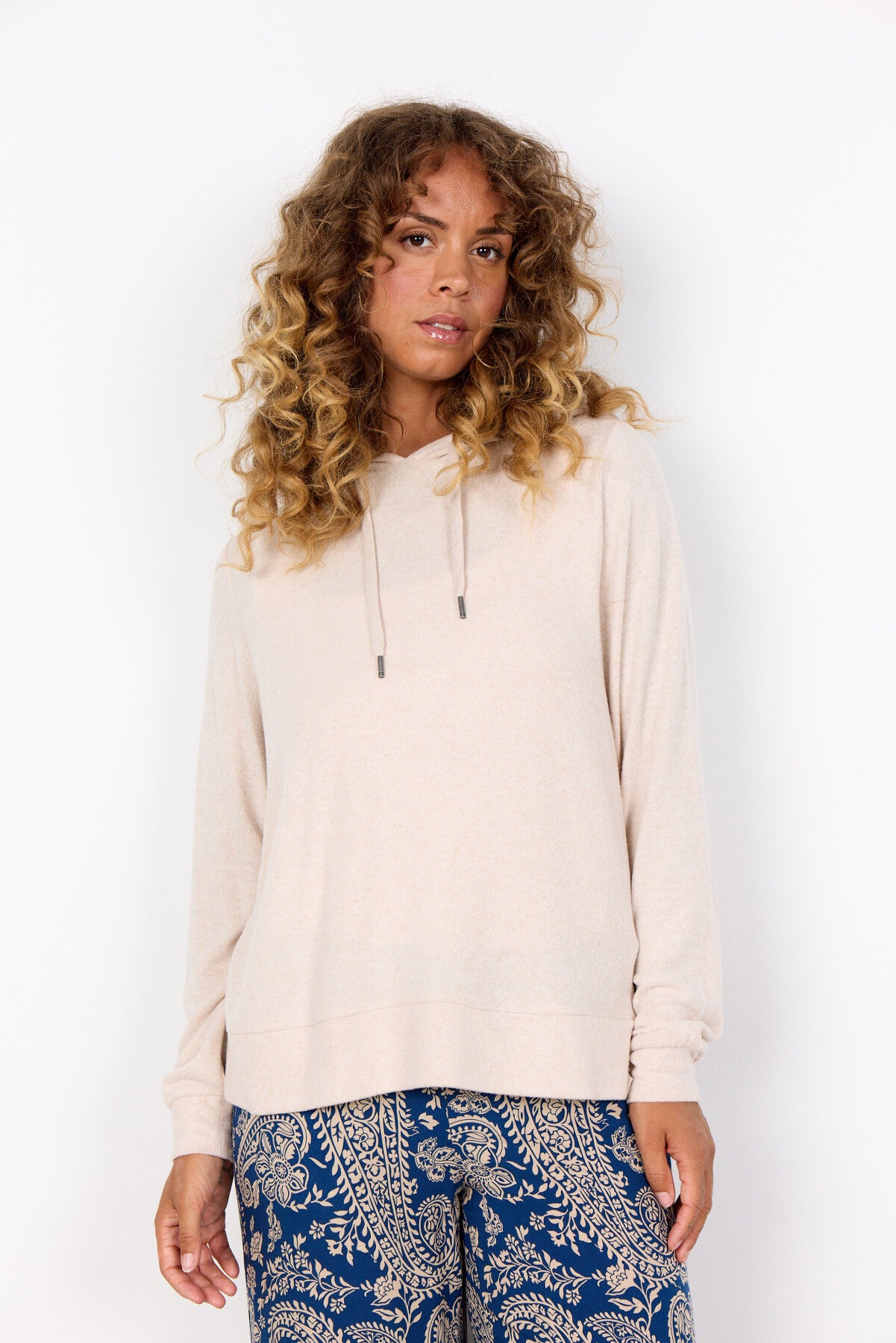 SC-BIARA 143 Sweatshirt Creme