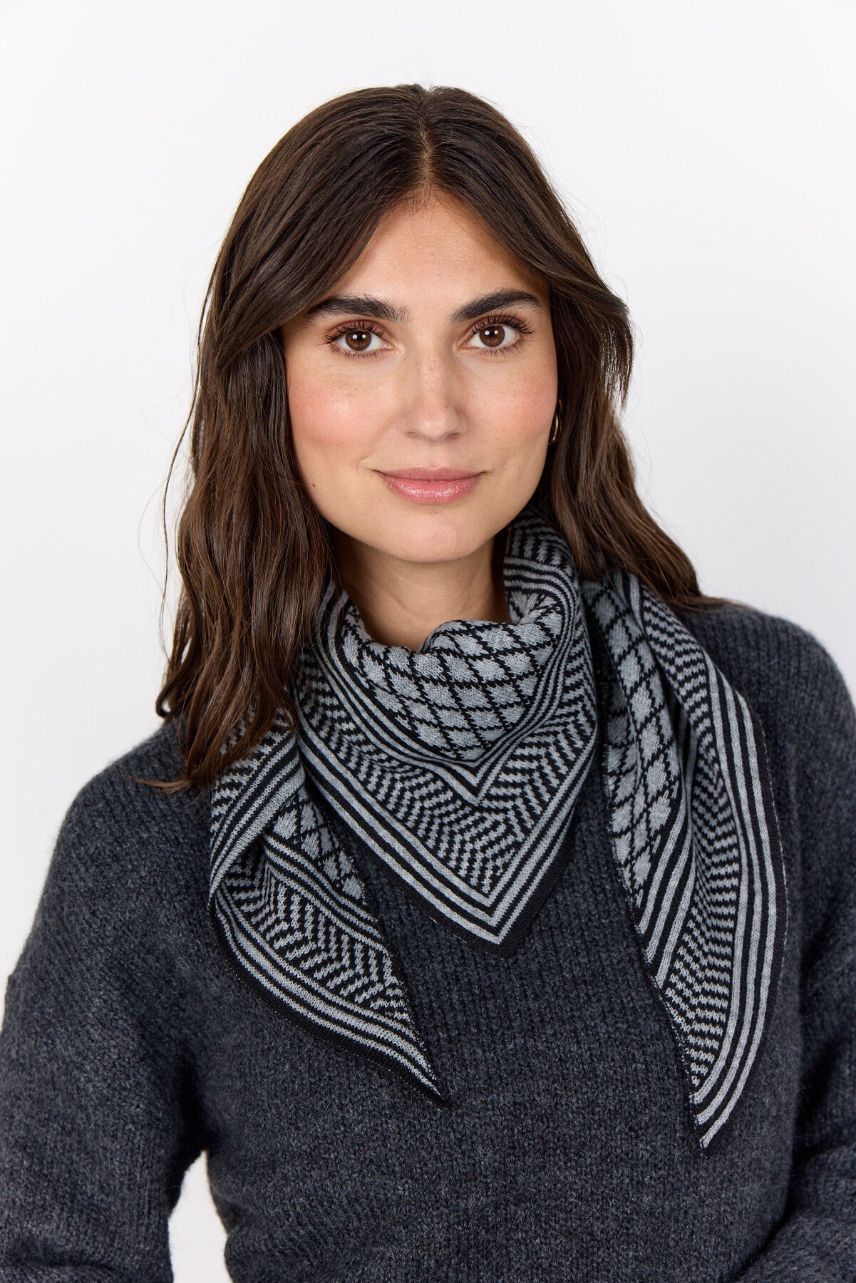 SC-BUKET 13 Schal Grau