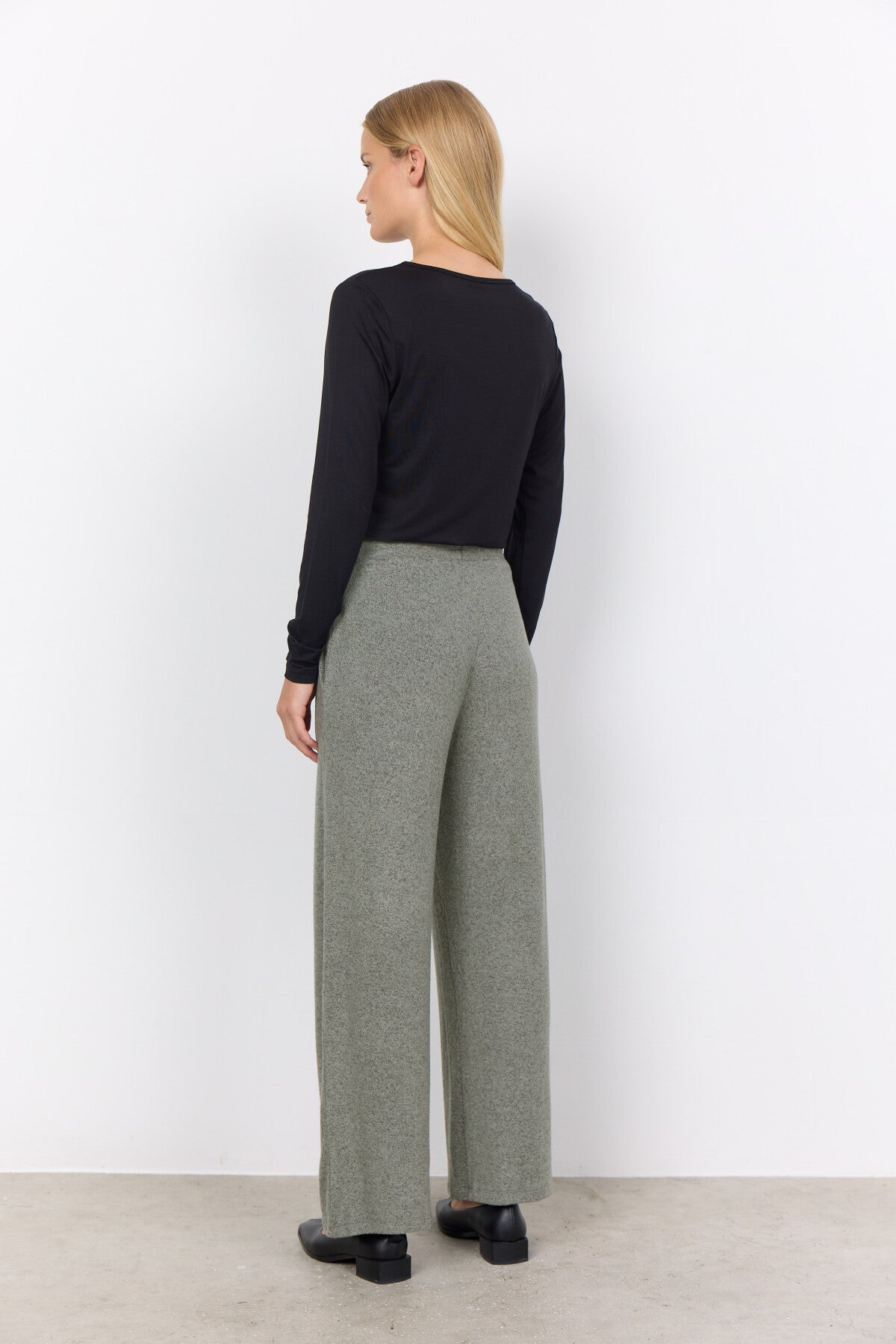 SC-BIARA 74 Hose Staubiges Grün