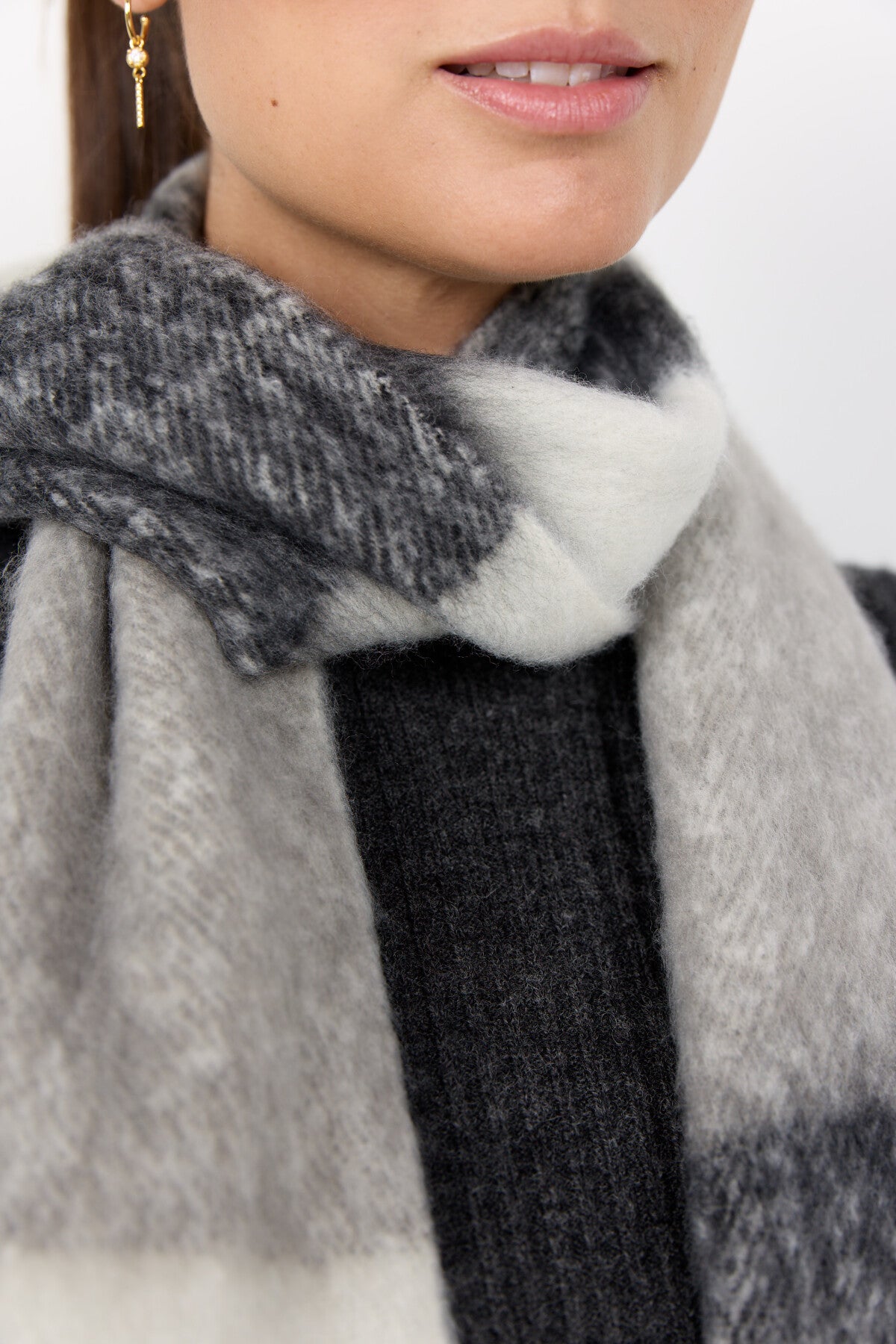 SC-SENELLA 1 Schal Schwarz