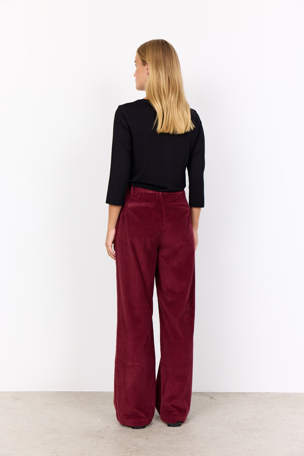 SC-BINDI 19-C Hose Bordeaux
