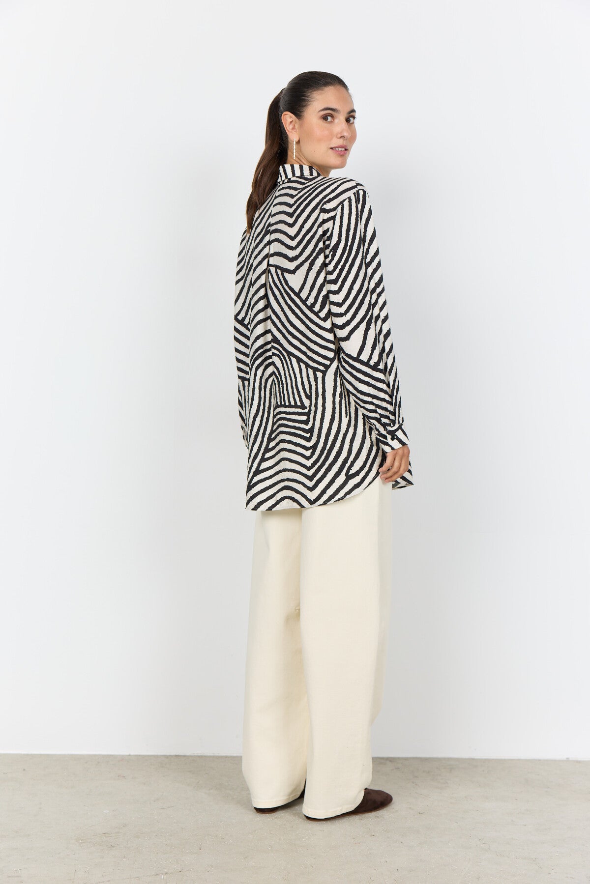 SC-BECCA 2 Hemd Schwarz