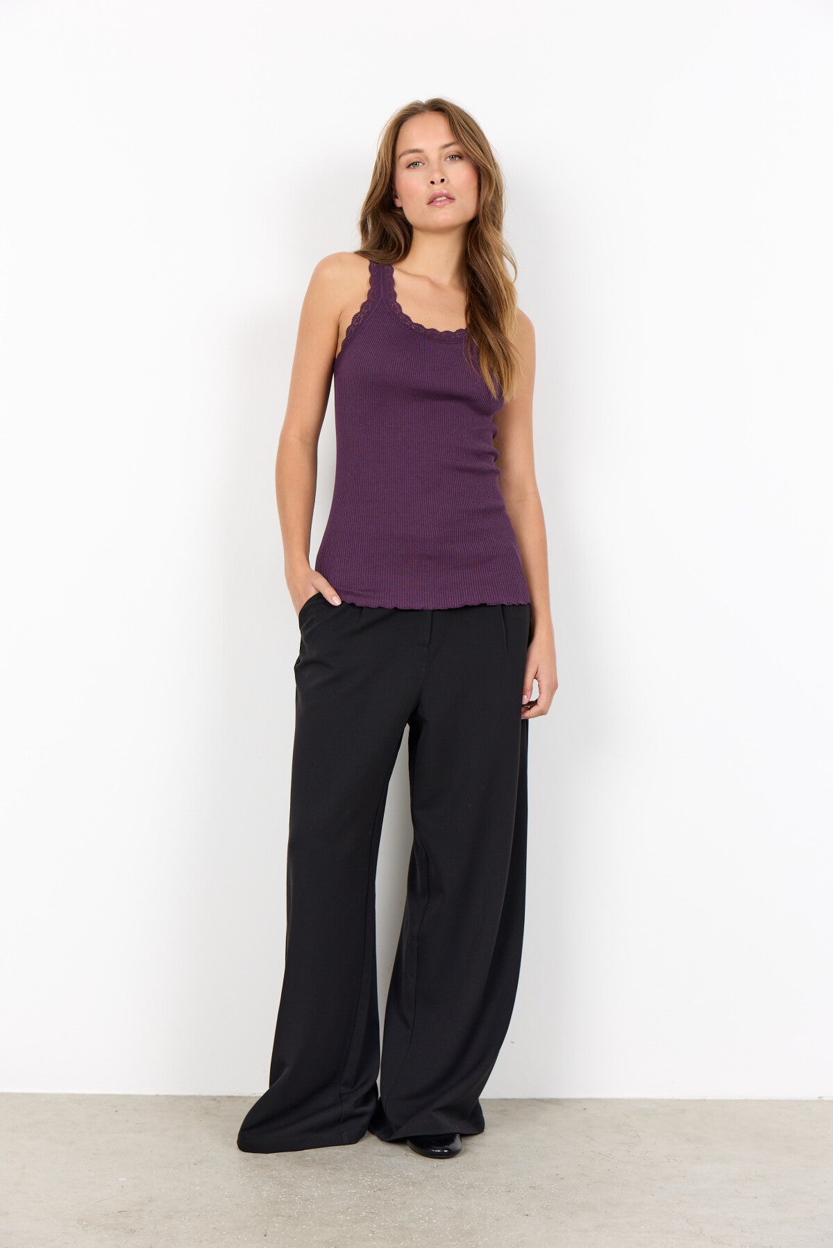 SC-SARONA 1 Top Violett